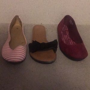 3 pairs of Time and Tru flats